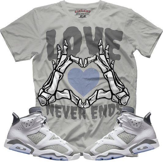 Love Never Ends (Retro 6 Cool Grey) T-Shirt